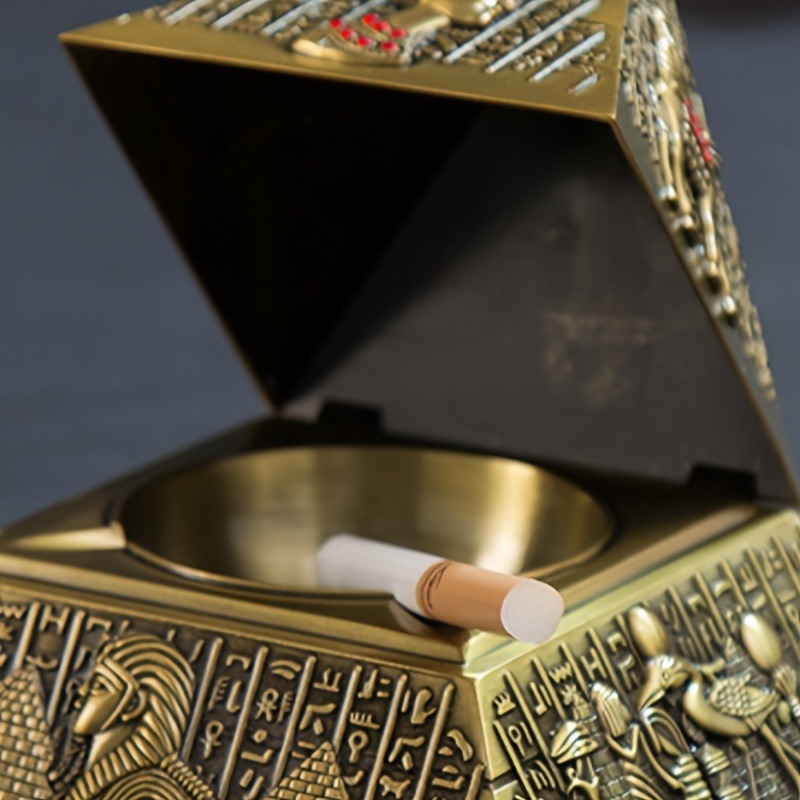 Egyptian Pharaoh Pyramid Ashtr - Vintage Collectible Ashtrays recensie en prijs