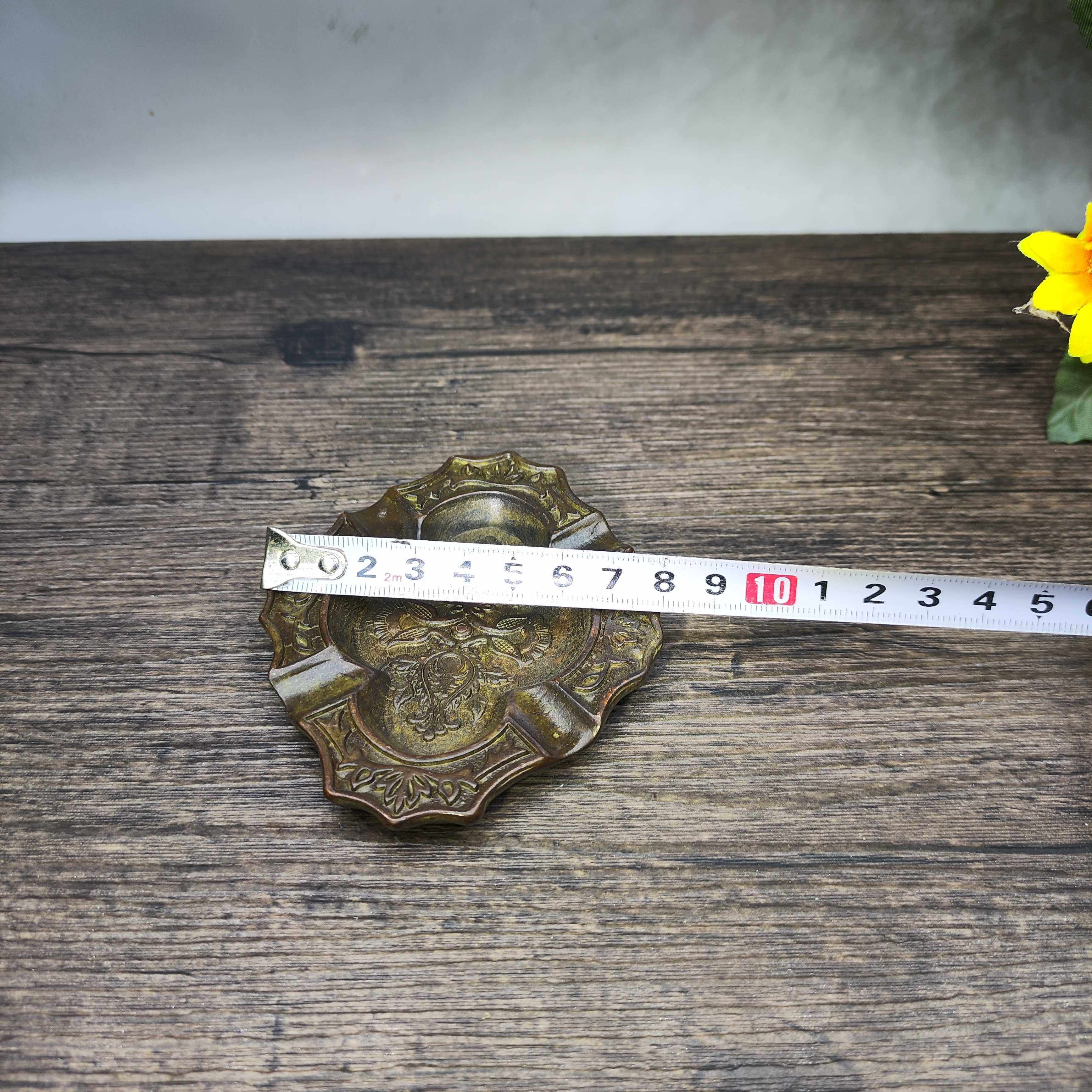 Vintage Brass Flower Rich Patt - Vintage Collectible Ashtrays recensie en prijs