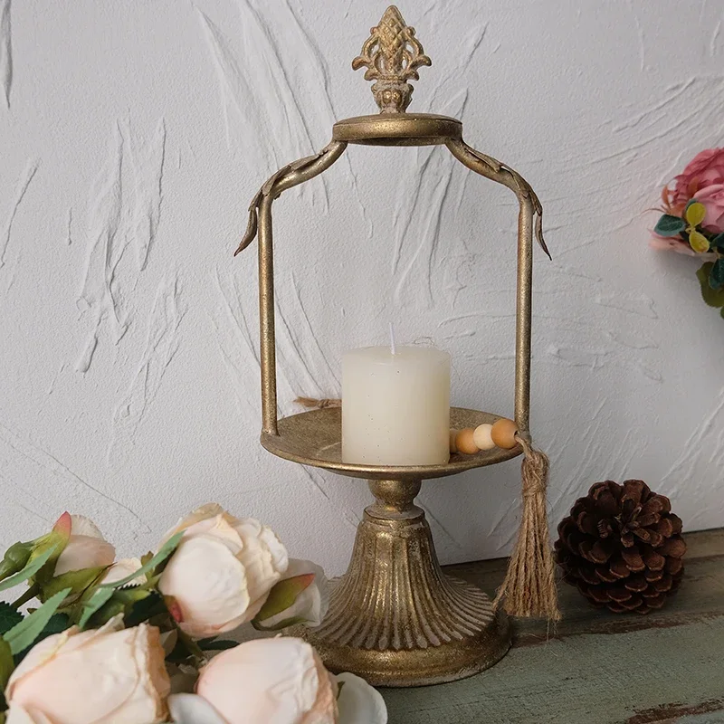 French Style High Legged Iron  - Collectible Vintage Matches recensie en prijs