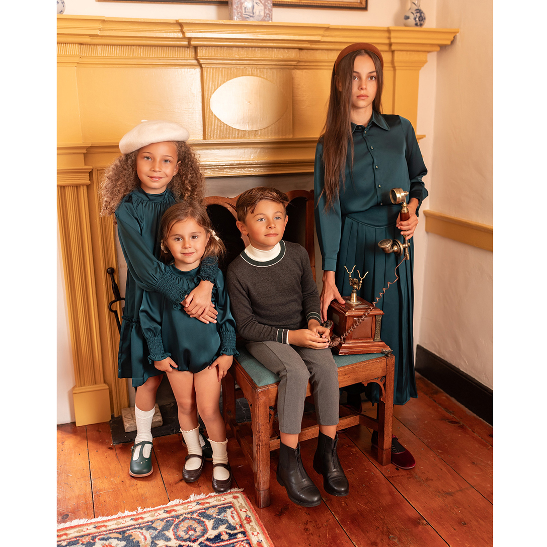 AP Vintage Satin Collection AW - Vintage Collectible Clothing recensie en prijs