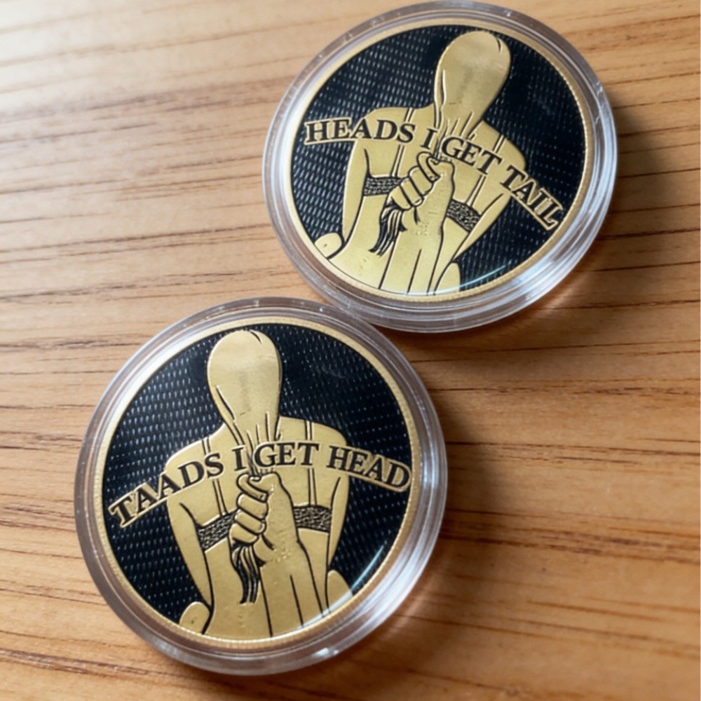 New Funny Heads and Tails Coin - Collectible Vintage Brooches recensie en prijs