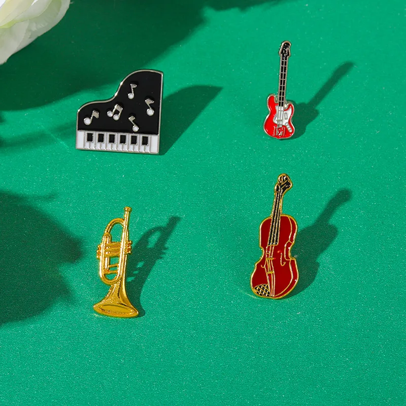 Musical Instrument Enamel Lape - Collectible Vintage Brooches recensie en prijs