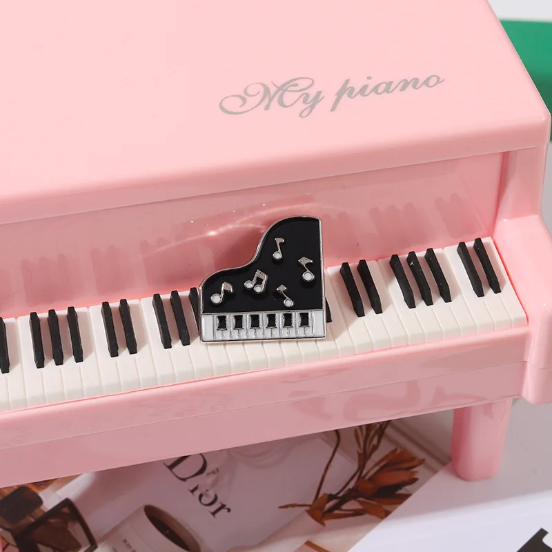 Musical Instrument Enamel Lape - Collectible Vintage Brooches recensie en prijs